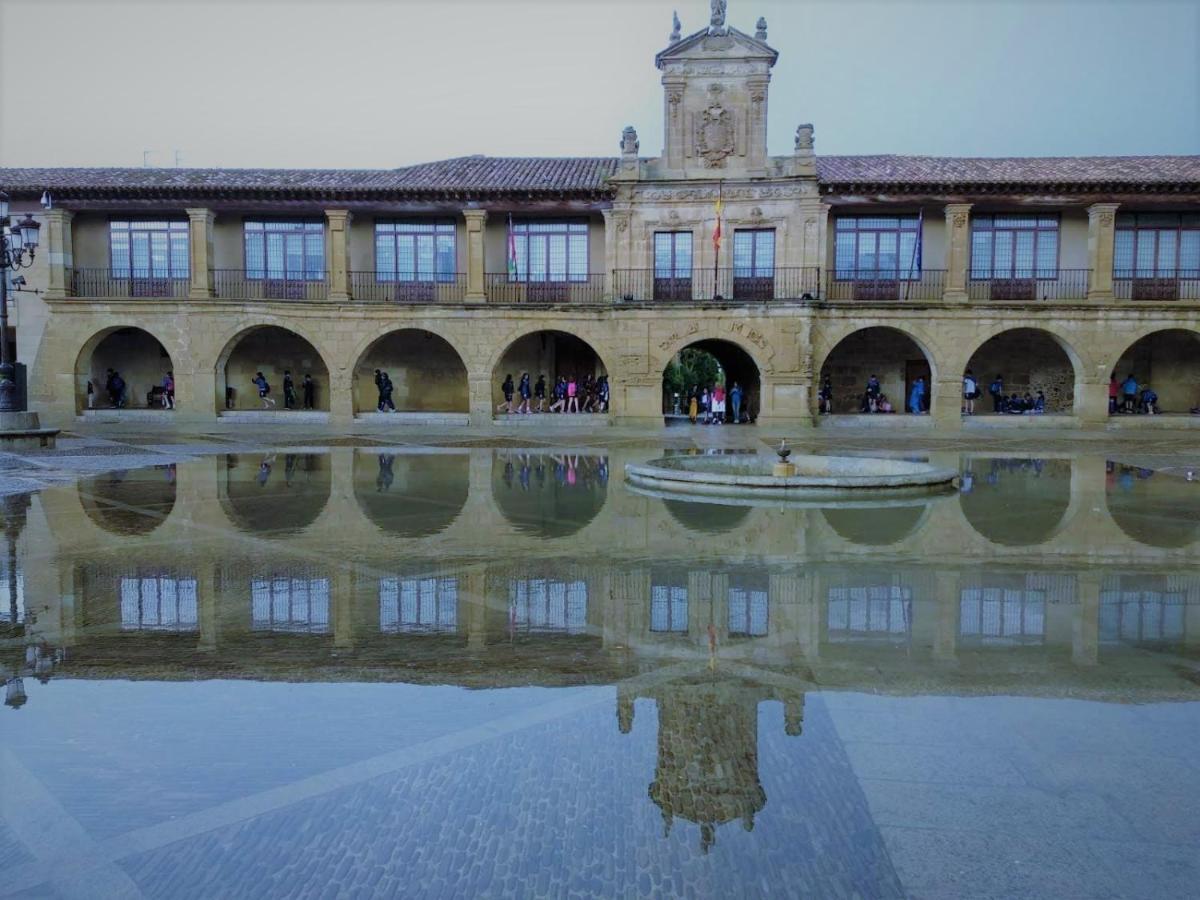 Parador De Santo Domingo De La Calzada Dış mekan fotoğraf