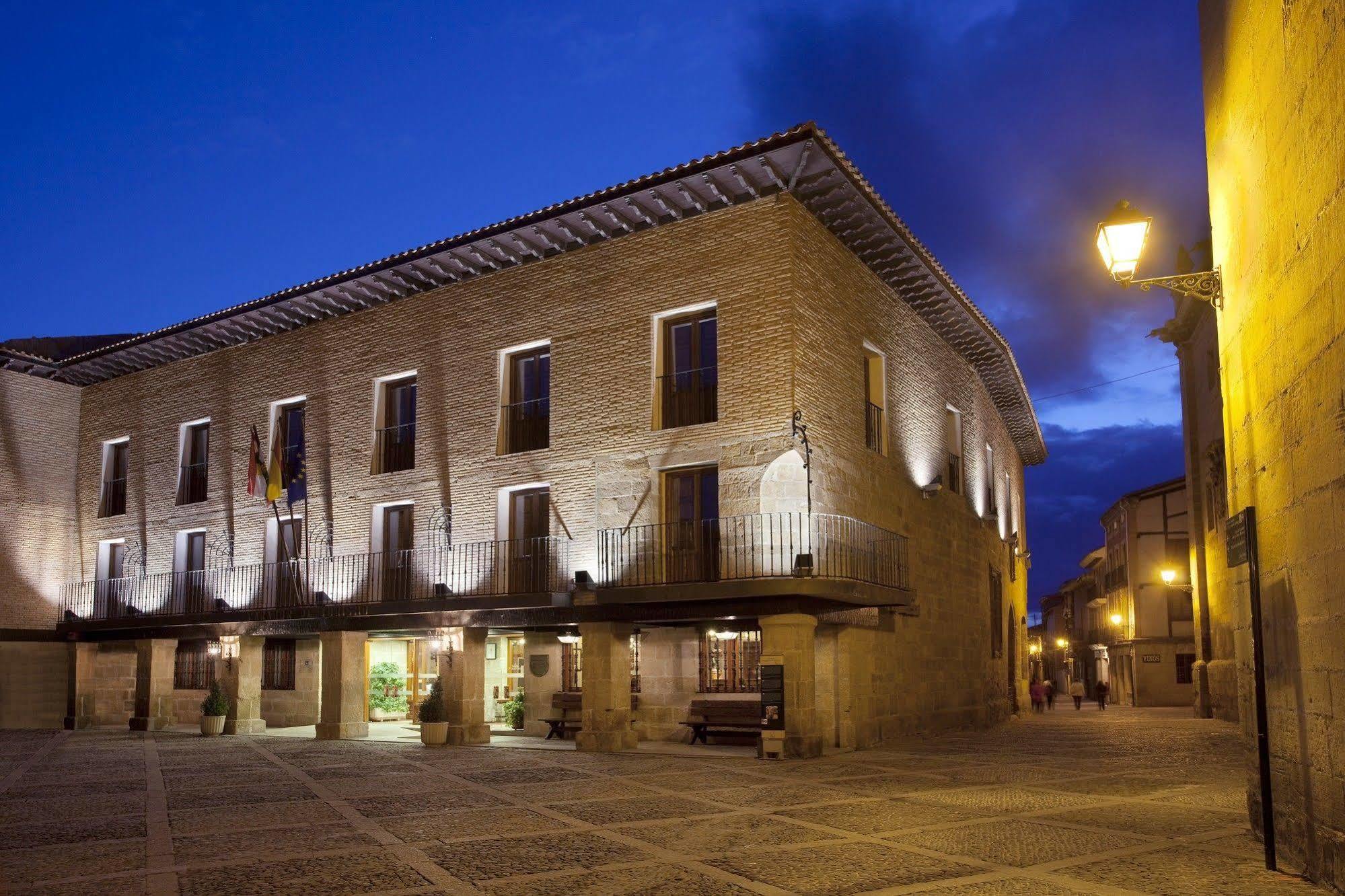 Parador De Santo Domingo De La Calzada Dış mekan fotoğraf
